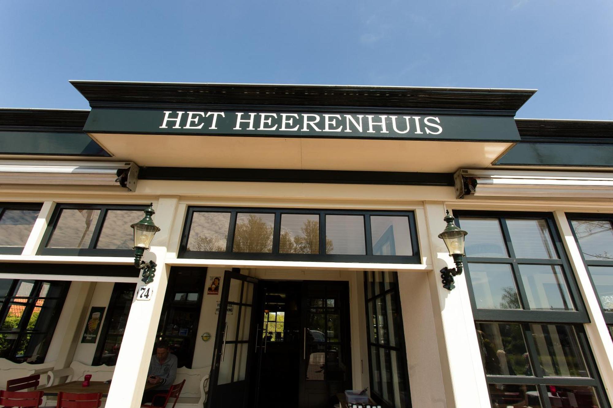 Cafe Brasserie Het Heerenhuis Het Kalf Exterior photo